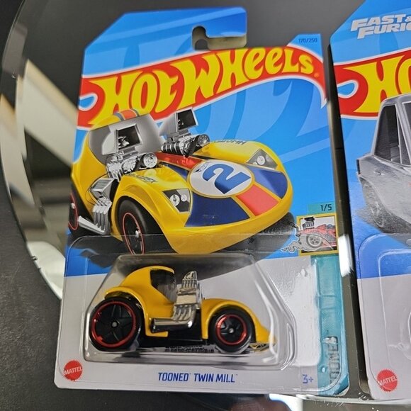 Tooned 1970 Dodge Charger And Twin Mill Hot Wheels New Sealed #170 #161 - Picture 2 of 7